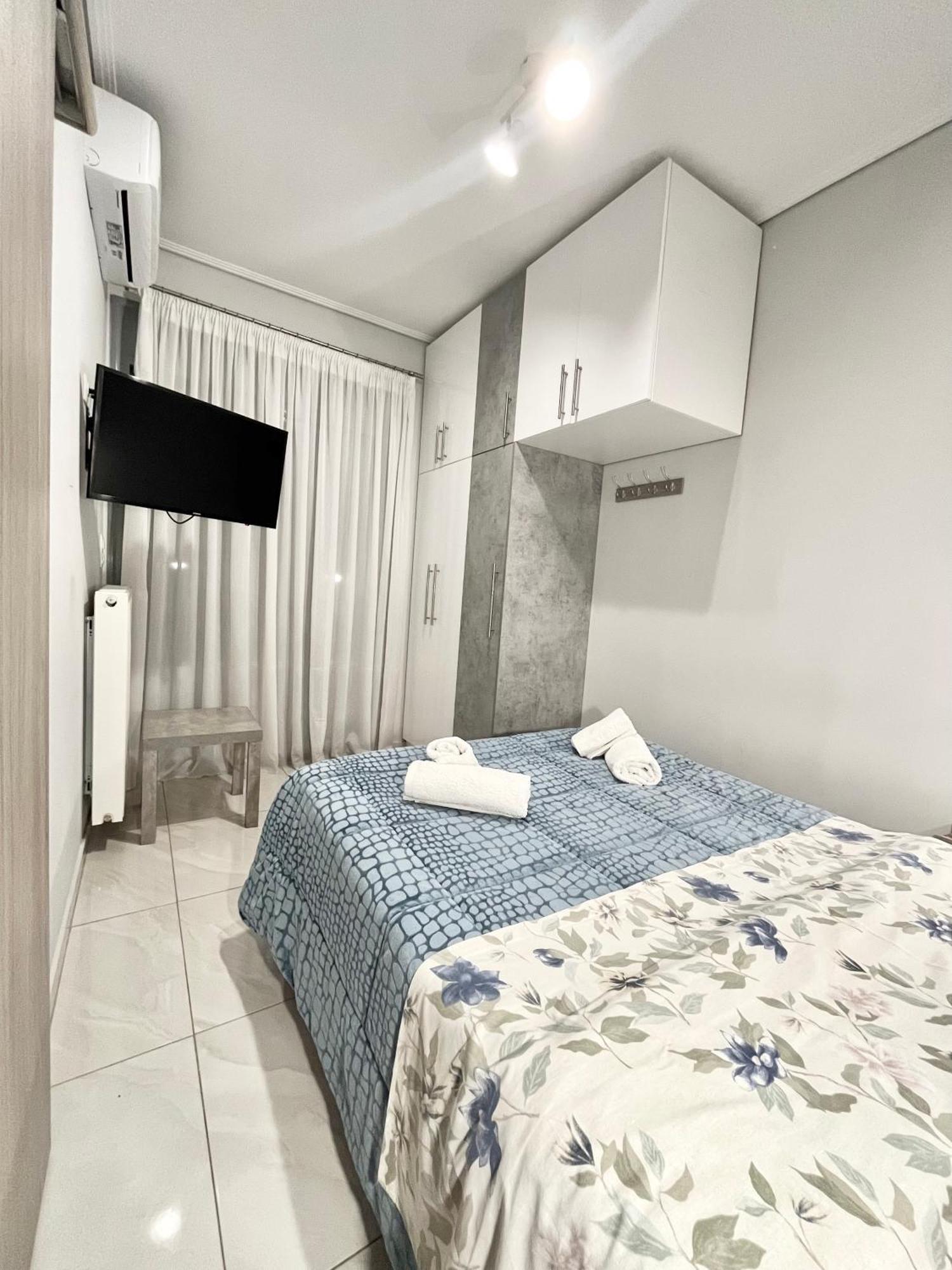 Blueline Apartment 3 Lutráki Kültér fotó