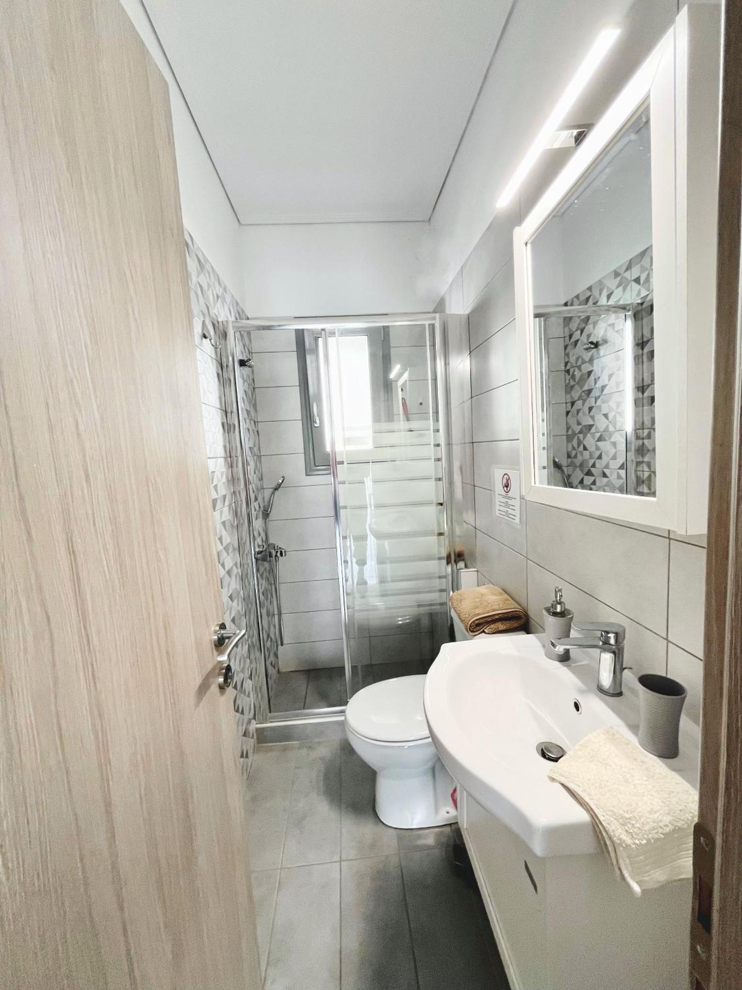 Blueline Apartment 3 Lutráki Kültér fotó